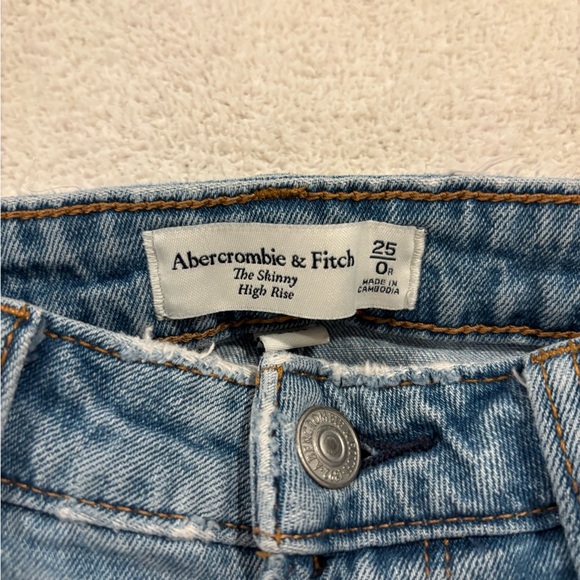 Abercrombie & Fitch Denim - Abercrombie & Fitch Women's Light Blue Skinny Jeans